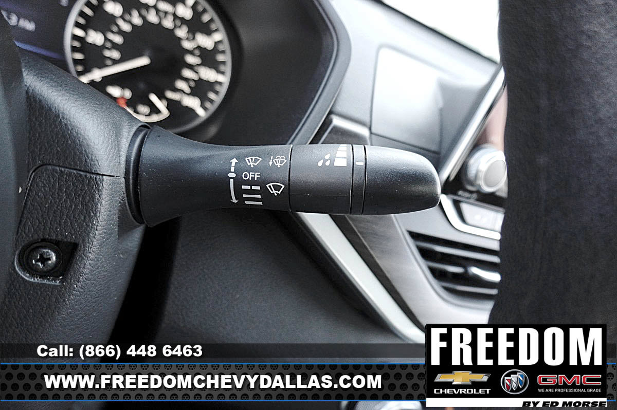 Used 2025 Nissan Altima 2.5 SV FWD image 27