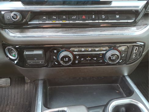 Used 2023 Chevrolet Silverado 1500 LTZ image 23