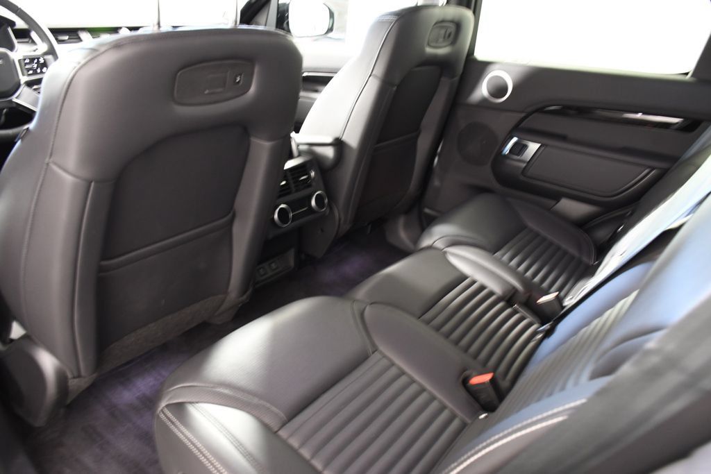 Certified 2025 Land Rover Discovery S AWD/4WD image 25