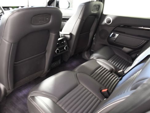 Certified 2025 Land Rover Discovery S AWD/4WD image 25