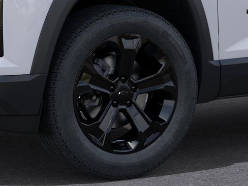 New 2026 Chevrolet Equinox LT w/ Convenience Package II FWD image 9