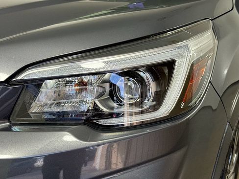 Used 2020 Subaru Forester Premium AWD/4WD image 39