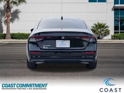 Used 2025 Honda Accord SE image 7