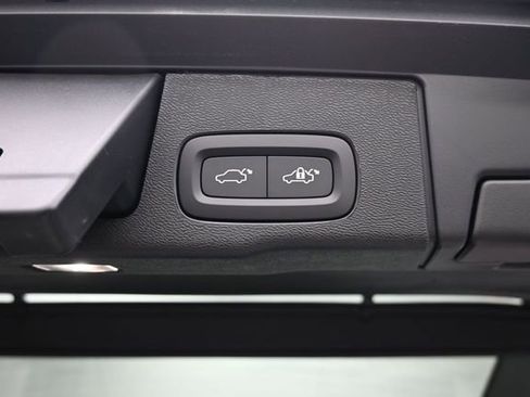New 2026 Volvo XC60 B5 Ultra w/ Protection Package Premier AWD/4WD image 34