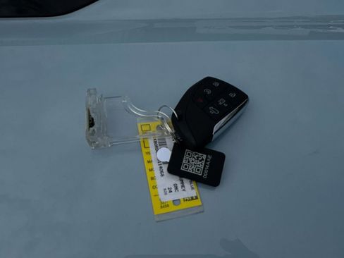 Used 2024 GMC Hummer EV 3X image 36