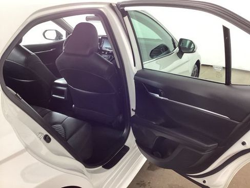 Used 2024 Toyota Camry SE FWD image 19