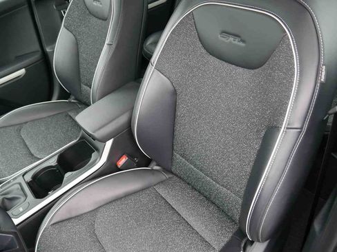 Used 2025 Kia K4 GT-Line image 26