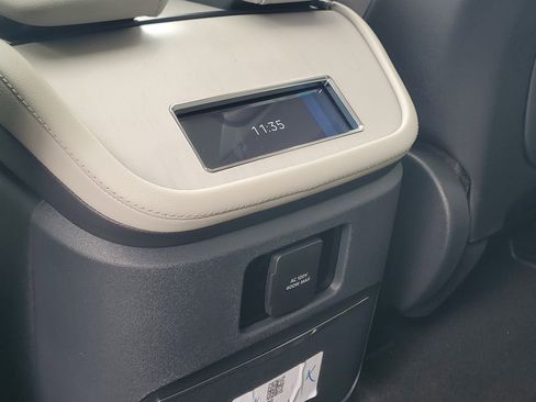 New 2026 Lincoln Navigator Reserve image 29