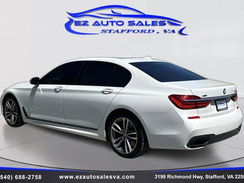 Used 2018 BMW 750i xDrive AWD/4WD image 7