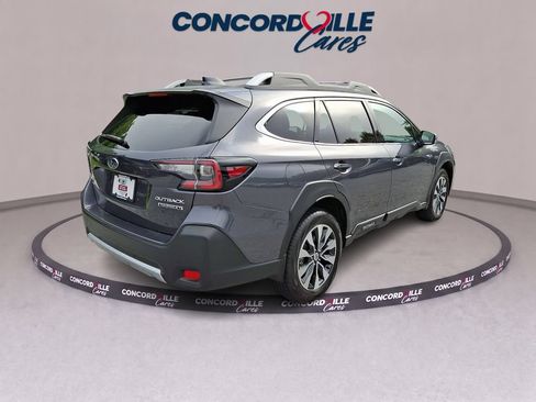 Certified 2025 Subaru Outback Touring XT AWD/4WD image 7