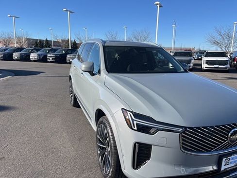 New 2026 Volvo XC90 T8 Plus w/ Protection Package Premier AWD/4WD image 6