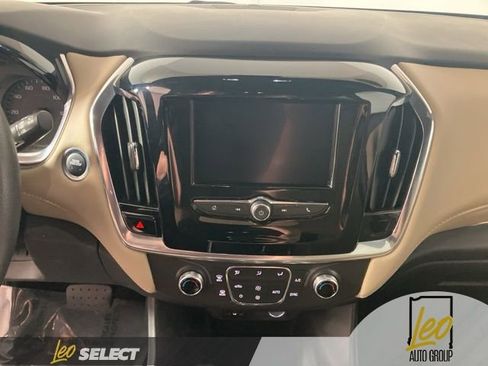 Used 2023 Chevrolet Traverse LS w/ Safety Package FWD image 14