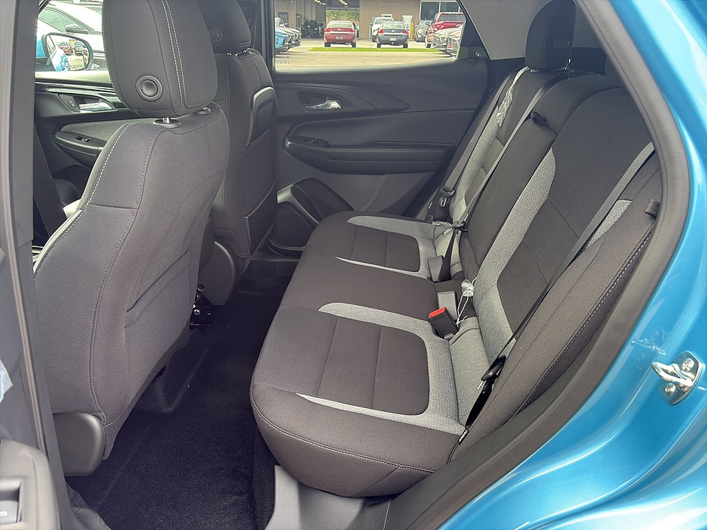 New 2026 Chevrolet TrailBlazer LT w/ Convenience Package FWD image 11
