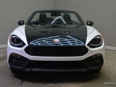 Used 2018 FIAT 124 Spider Abarth w/ Convenience Group image 35