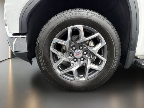Certified 2025 GMC Sierra 1500 SLT w/ SLT Premium Plus Package AWD/4WD image 11