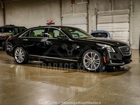 Used 2018 Cadillac CT6 Platinum AWD/4WD image 11