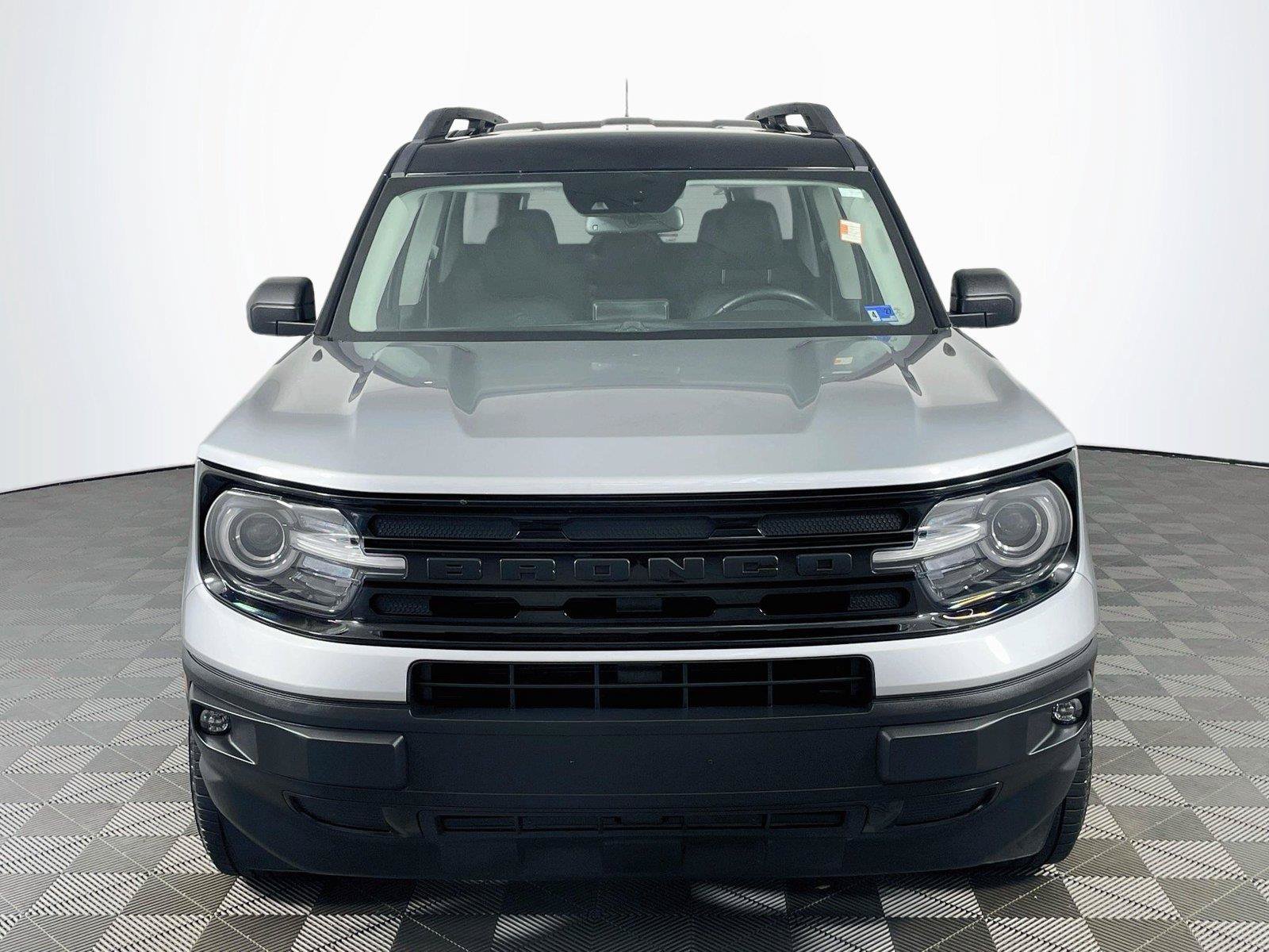 Used 2022 Ford Bronco Sport Outer Banks w/ Tech Package AWD/4WD image 2