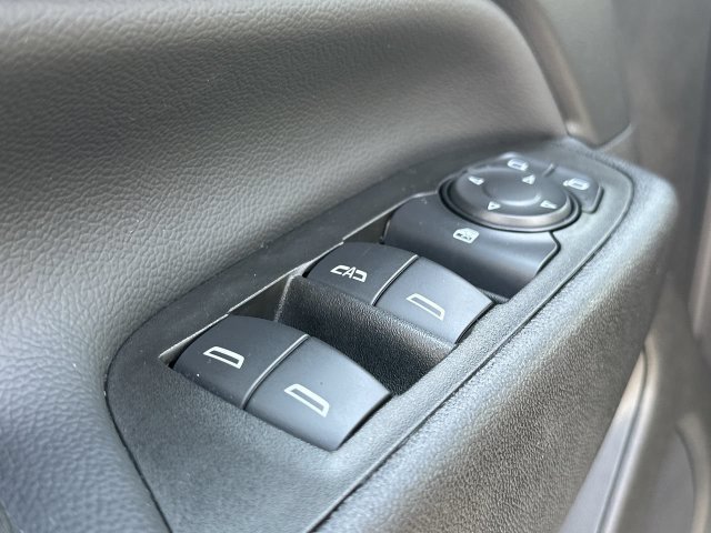 Certified 2024 Chevrolet Equinox LT FWD image 22