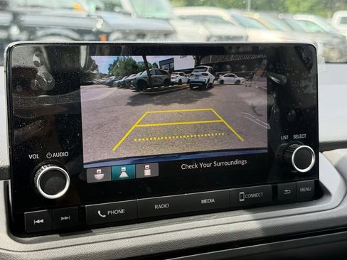 Used 2023 Honda Accord EX image 16