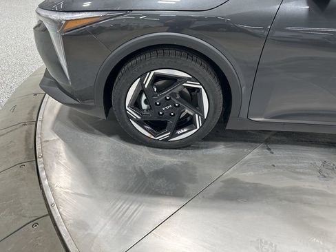 New 2026 Kia K4 EX image 26