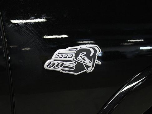 New 2026 RAM 1500 4x4 Crew Cab image 40