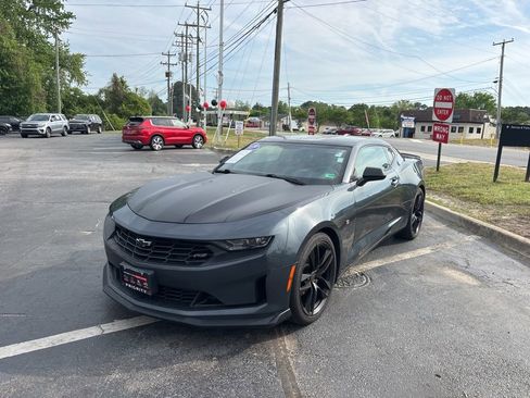 Used 2019 Chevrolet Camaro LT w/ 1LE Track Performance Package RWD image 7