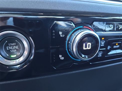 Certified 2023 GMC Sierra 1500 SLT w/ X31 Off-Road Package image 22