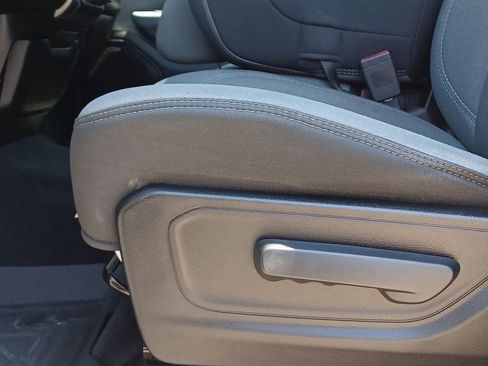 Used 2019 RAM 1500 Big Horn AWD/4WD image 8