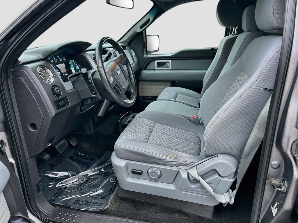 Used 2011 Ford F150 XLT w/ XLT Chrome Pkg RWD image 18