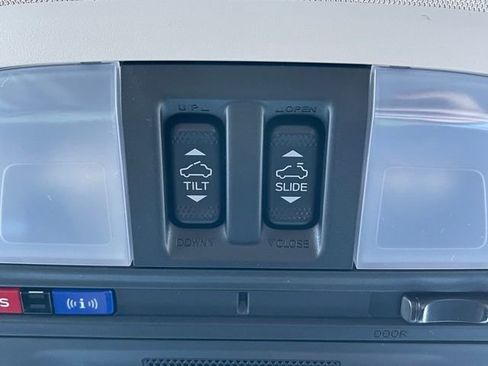 New 2025 Subaru Crosstrek 2.5i Limited image 15