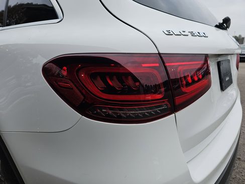 Used 2020 Mercedes-Benz GLC 300 image 36