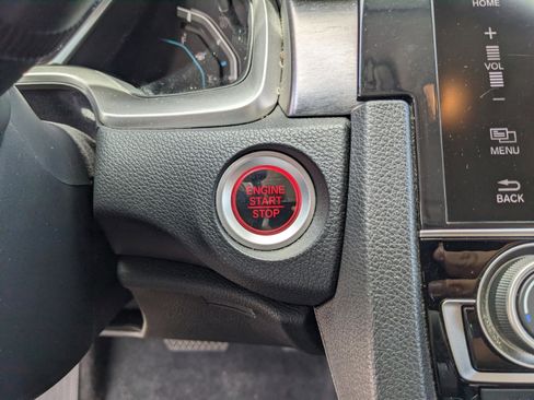 Used 2016 Honda Civic EX-L image 29