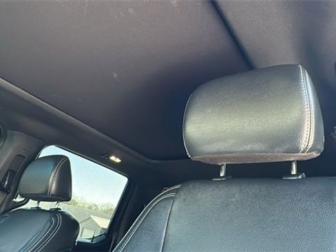 Certified 2022 Ford F250 Lariat w/ Lariat Ultimate Package image 31