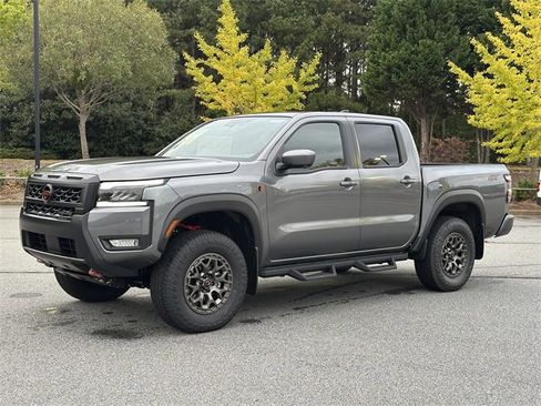 New 2026 Nissan Frontier PRO-4X w/ Pro-4x Convenience Package image 3