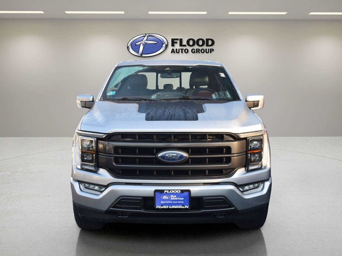 Used 2021 Ford F150 Lariat w/ Equipment Group 502A High AWD/4WD image 2