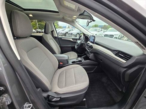 Used 2022 Ford Escape SE w/ Convenience Package AWD/4WD image 11