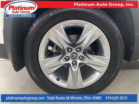 Used 2018 Toyota Highlander Limited image 43