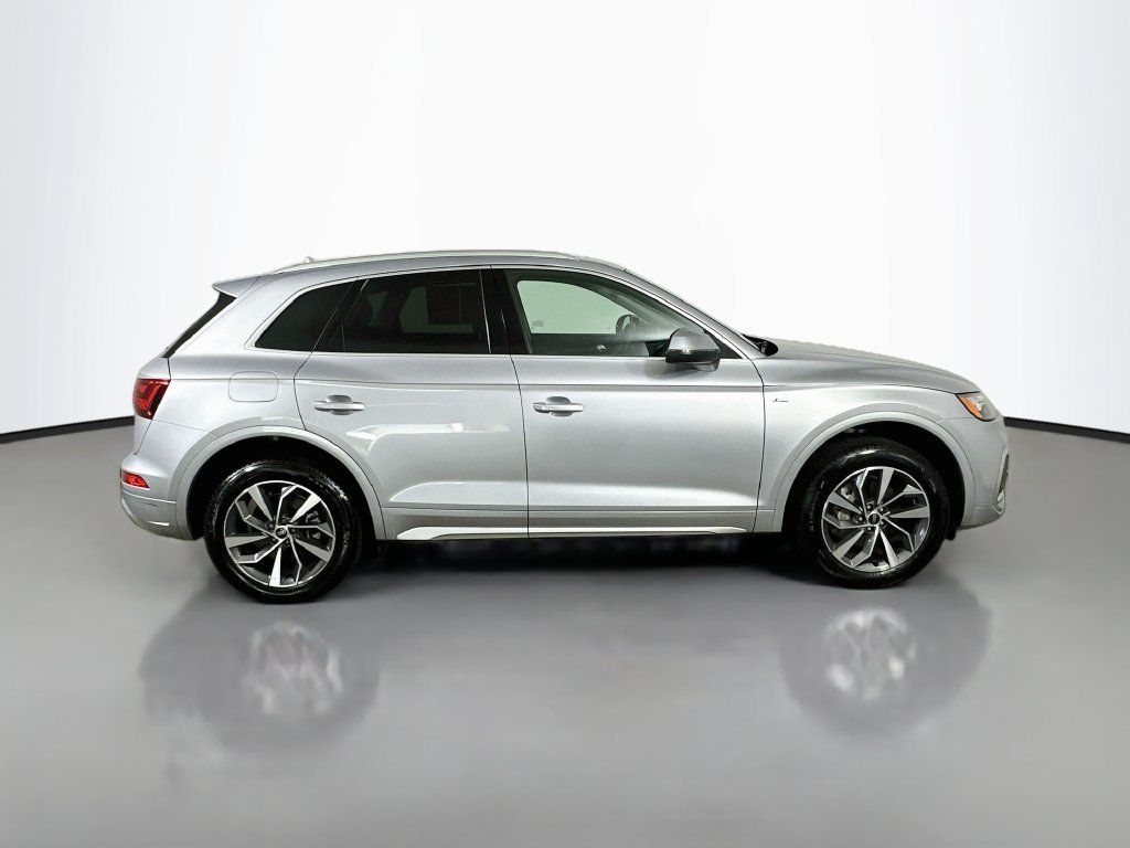 Used 2024 Audi Q5 2.0T Premium Plus AWD/4WD image 7
