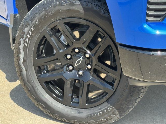 Used 2025 Chevrolet Silverado 1500 LT Trail Boss w/ Convenience Package II AWD/4WD image 34