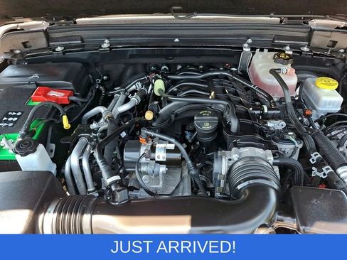 Used 2022 Jeep Wrangler Unlimited Sport AWD/4WD image 26