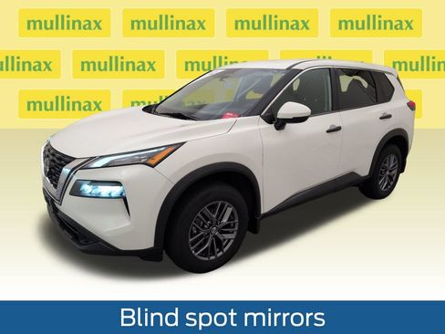 Used 2021 Nissan Rogue S AWD/4WD image 10