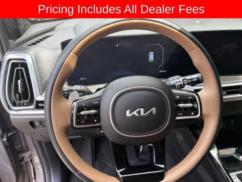 Certified 2024 Kia Sorento SX Prestige w/ Olive Brown Leather Package AWD/4WD image 6