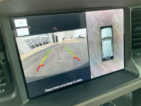 Used 2024 Ford Bronco Wildtrak image 18