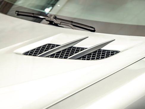 Used 2012 Mercedes-Benz SLS AMG Roadster image 28