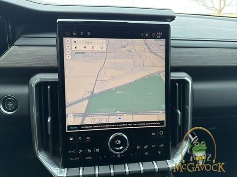 Used 2025 GMC Acadia Denali w/ Super Cruise Package AWD/4WD image 14