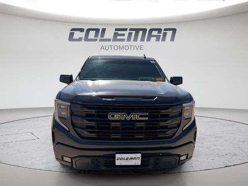 Used 2022 GMC Sierra 1500 Elevation w/ LPO, Elevation Black Package AWD/4WD image 8