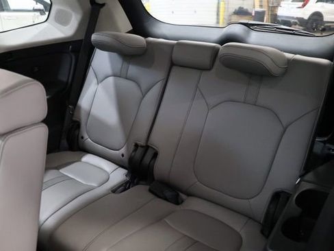Used 2023 Honda Pilot Touring image 30