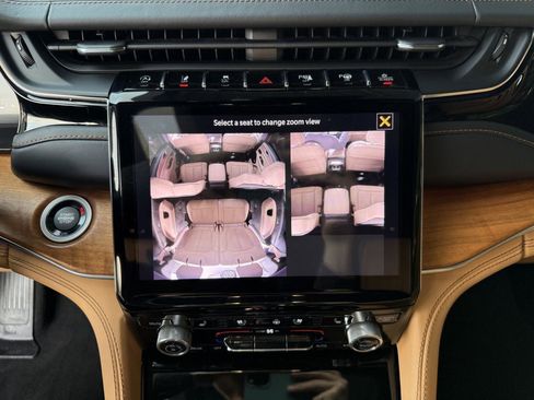 Used 2023 Jeep Grand Cherokee L Summit image 27