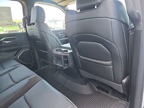 New 2026 RAM 1500 Laramie w/ Laramie Preferred Package AWD/4WD image 98