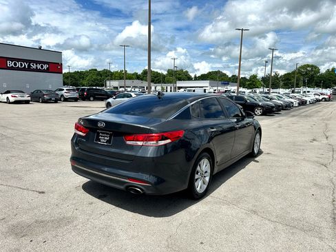 Used 2016 Kia Optima LX w/ Option Group 014 image 3
